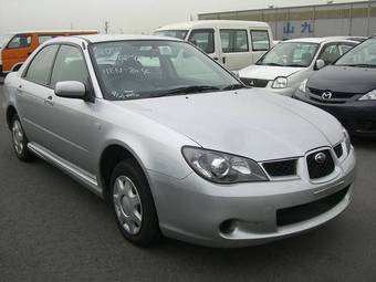 2005 Subaru Impreza Photos