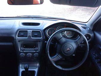 2005 Subaru Impreza Photos