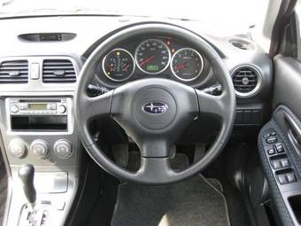2005 Subaru Impreza Images