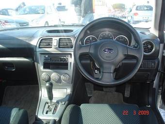2005 Subaru Impreza Pictures