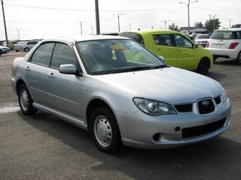 2005 Subaru Impreza Pictures