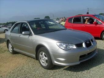 2005 Subaru Impreza Photos