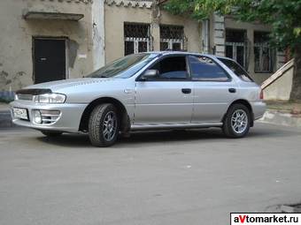 1998 Subaru Impreza Wagon Photos