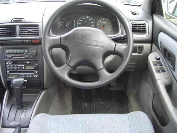 1999 Subaru Impreza Wagon Pictures