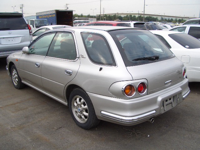 1999 Subaru Impreza Wagon Photos