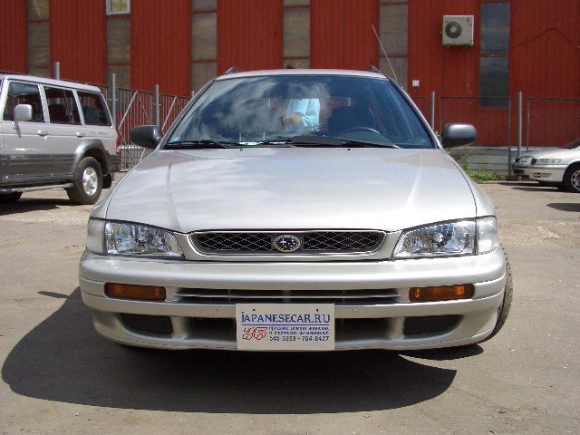 2000 Subaru Impreza Wagon Pictures