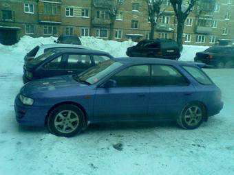2000 Subaru Impreza Wagon Photos
