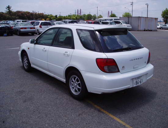 2001 Subaru Impreza Wagon Photos