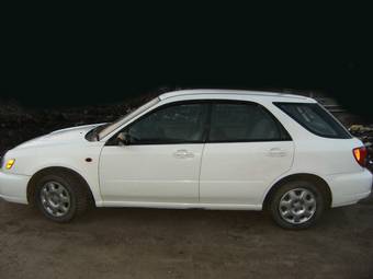 2001 Subaru Impreza Wagon Pictures