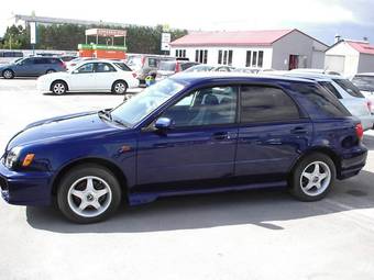 2002 Subaru Impreza Wagon Pictures