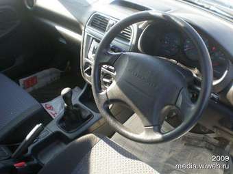 2003 Subaru Impreza Wagon Pictures