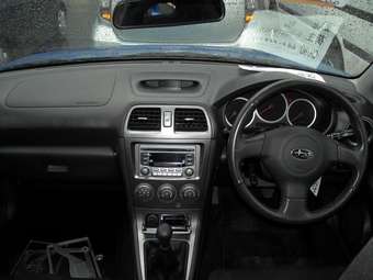 2004 Subaru Impreza Wagon Pictures