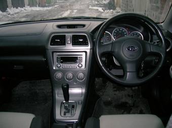 2004 Subaru Impreza Wagon Photos