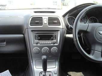 2005 Subaru Impreza Wagon Pictures