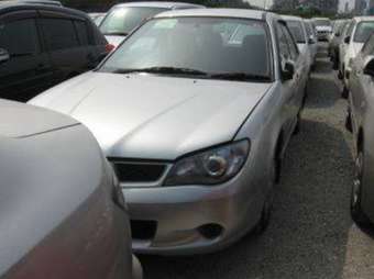 2005 Subaru Impreza Wagon Pictures