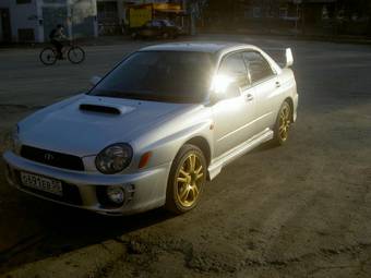 2000 Subaru Impreza WRX Photos