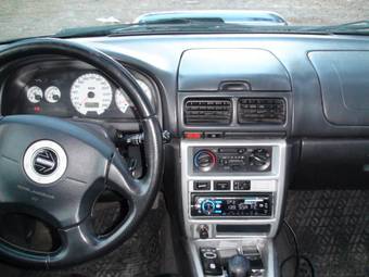 2000 Subaru Impreza WRX Photos