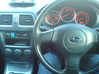 2004 Subaru Impreza WRX Pictures