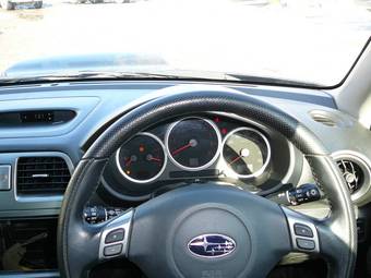 2004 Subaru Impreza WRX Pictures