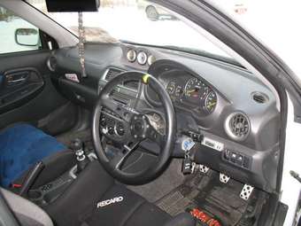 2001 Subaru Impreza WRX STI Pictures