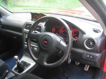 2005 Subaru Impreza WRX STI Photos