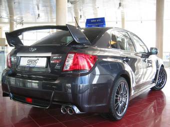 2010 Subaru Impreza WRX STI Pics