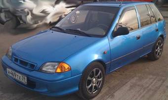 2001 Subaru Justy Photos