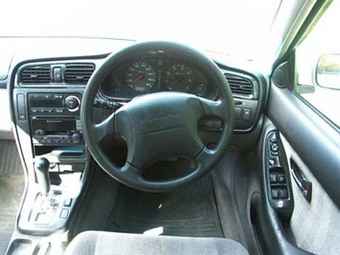1998 Subaru Legacy Photos
