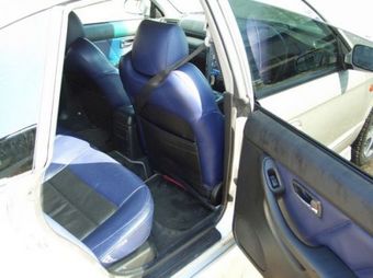 1999 Subaru Legacy Photos