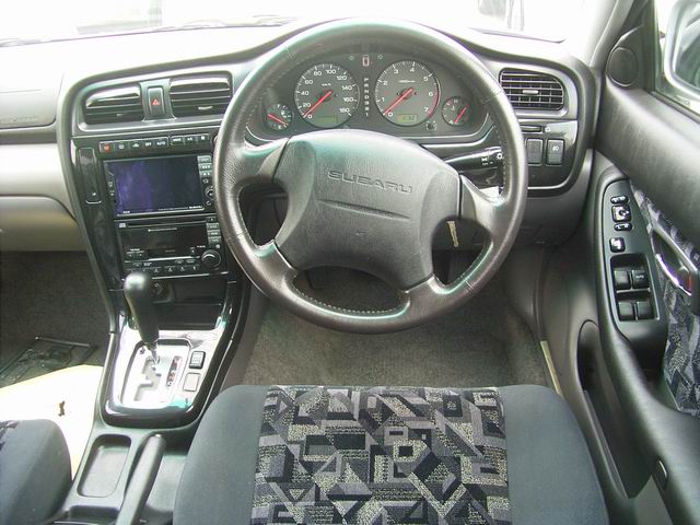 2000 Subaru Legacy Images