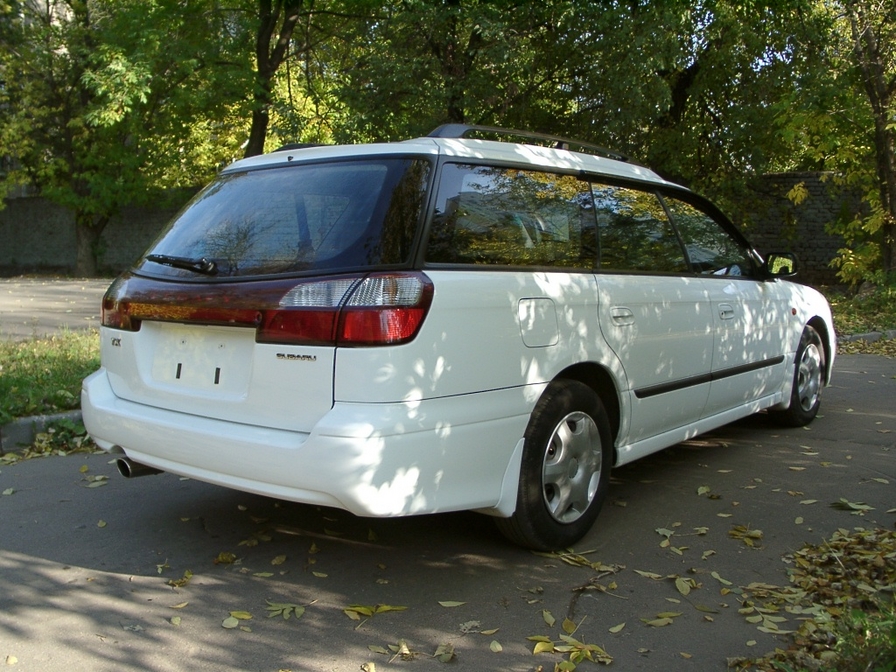 2000 Subaru Legacy Photos