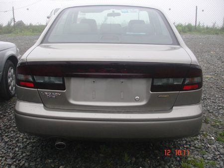 2000 Subaru Legacy Pictures