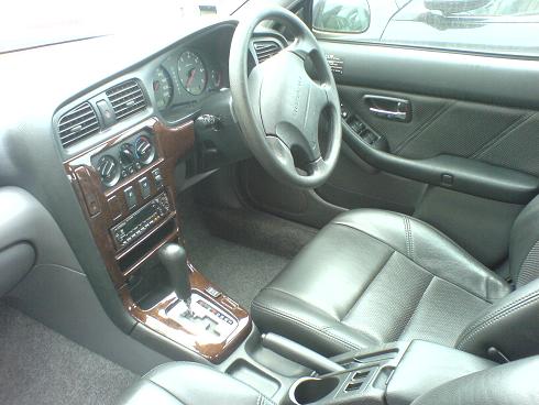 2000 Subaru Legacy Images