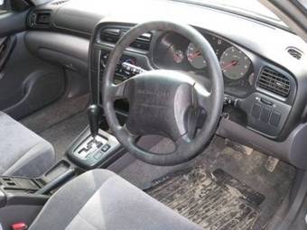 2000 Subaru Legacy Images