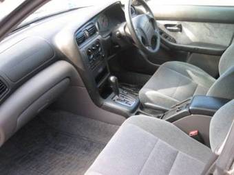 2000 Subaru Legacy Pics