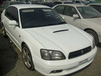 2000 Subaru Legacy Pics