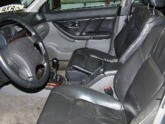 2000 Subaru Legacy Photos