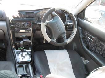 2001 Subaru Legacy Pictures