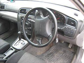 2002 Subaru Legacy Photos