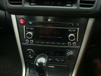 2004 Subaru Legacy Pictures