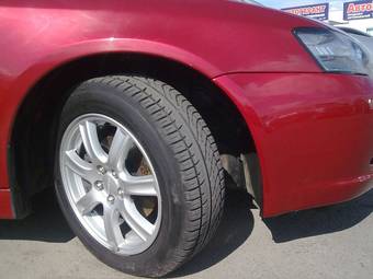 2004 Subaru Legacy Images