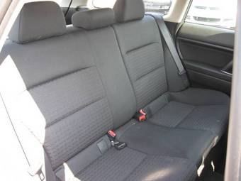 2005 Subaru Legacy Photos