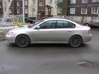 2005 Subaru Legacy Pictures