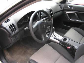 2005 Subaru Legacy Pictures