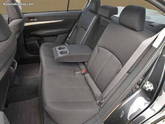 2009 Subaru Legacy Images