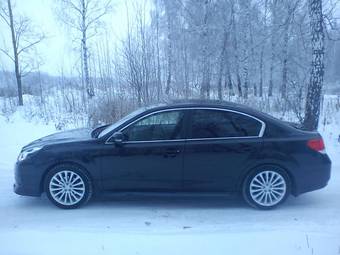 2010 Subaru Legacy Images