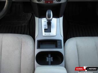 2010 Subaru Legacy Pictures