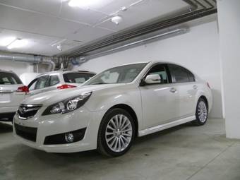 2011 Subaru Legacy Photos