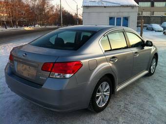 2011 Subaru Legacy Pictures