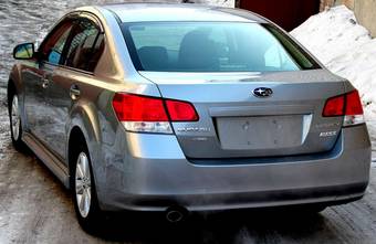2011 Subaru Legacy Photos